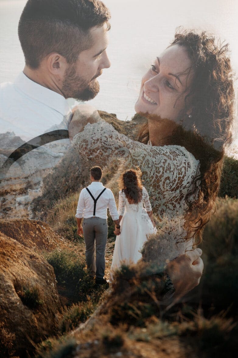 Double exposition artistique d'une séance couple après mariage à Dieppe .portraits des mariés superposés sur leur promenade au sommet des falaises